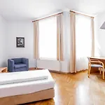 Konventa Seta - Keystone Collection 4* ريغا